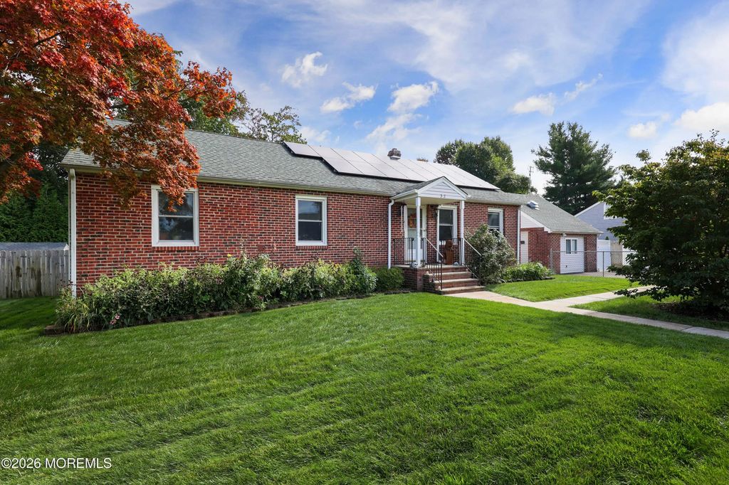 32 Sunset Place, Middletown