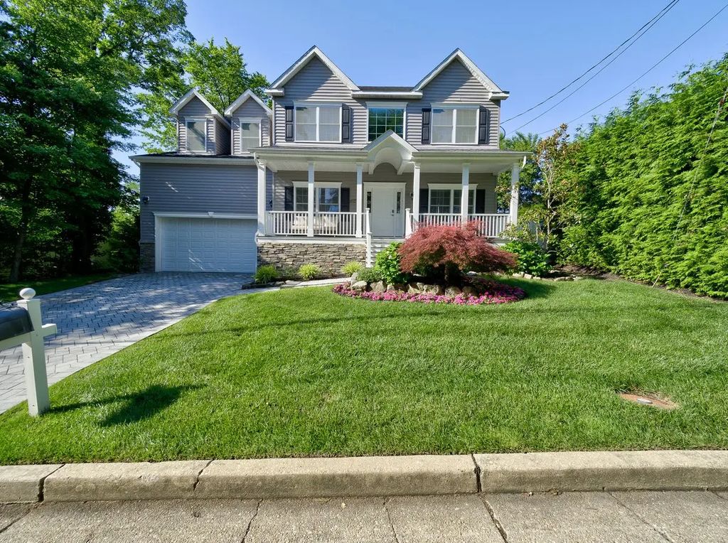 206 Prospect Avenue, Neptune Township