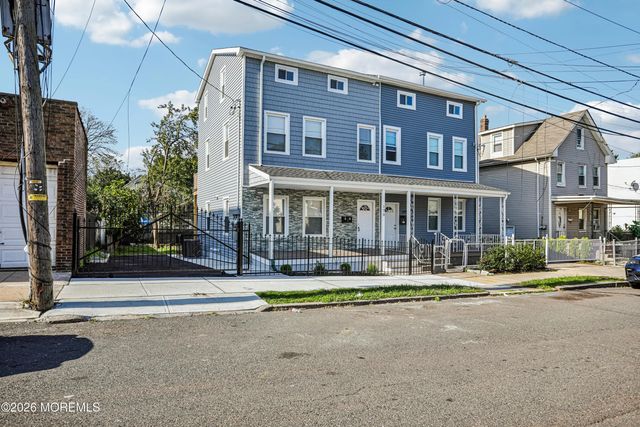 170 Seaman Street 1, Middlesex