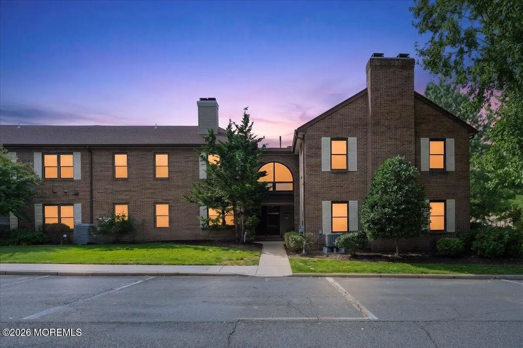 1503 Wellington Place, Matawan