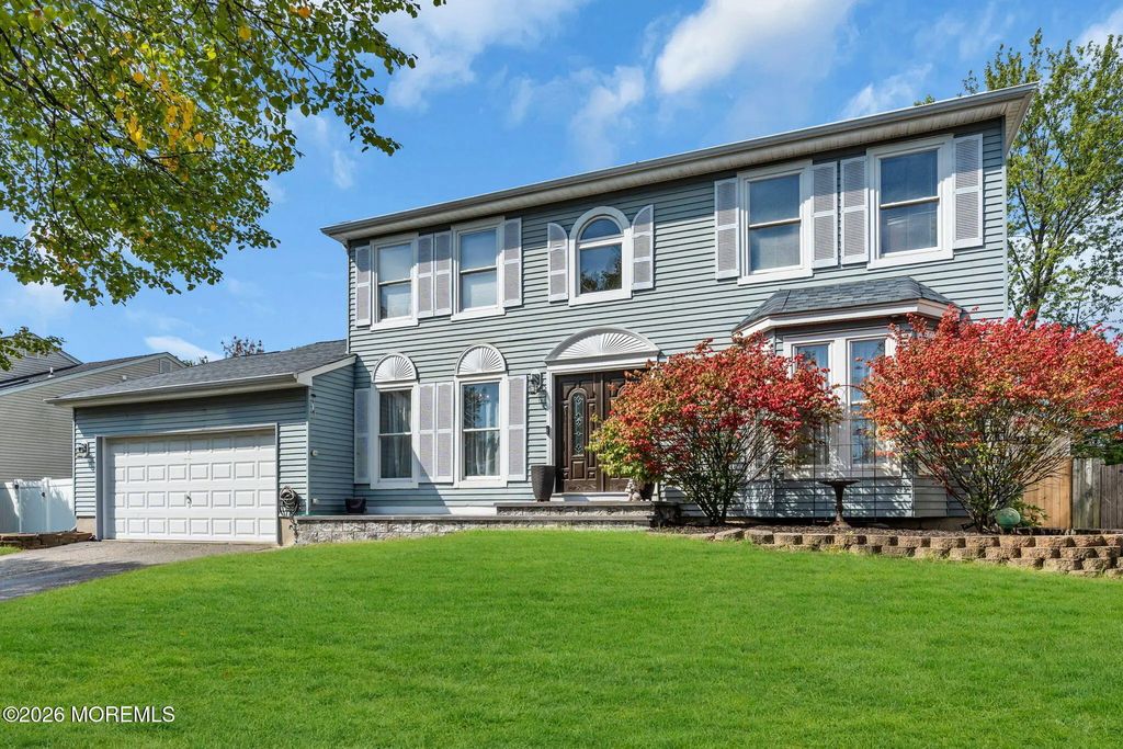 10 Sami Drive, Howell