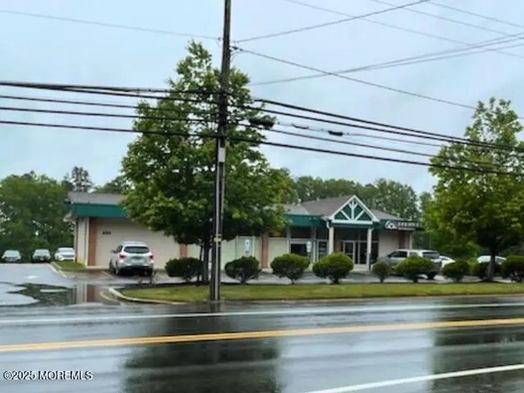495 W Veterans Highway, Jackson