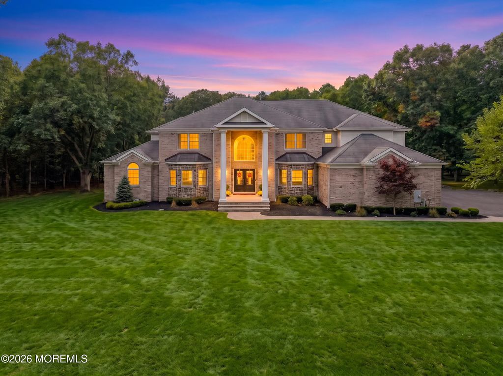 6 Ramapo Court, Colts Neck