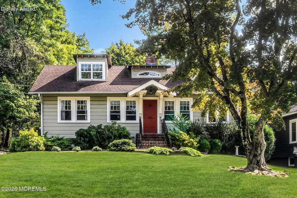32 Ferndale Road, North Caldwell