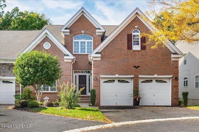 11 Vanderbilt Court 2061, Old Bridge