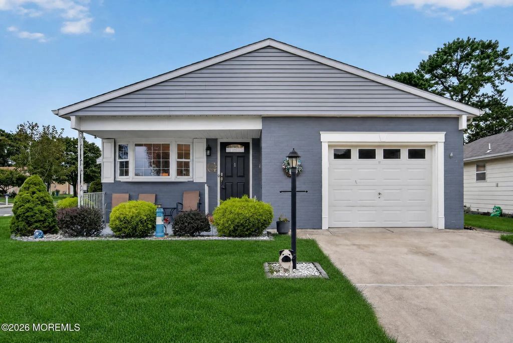 1 Pechanga Street, Toms River