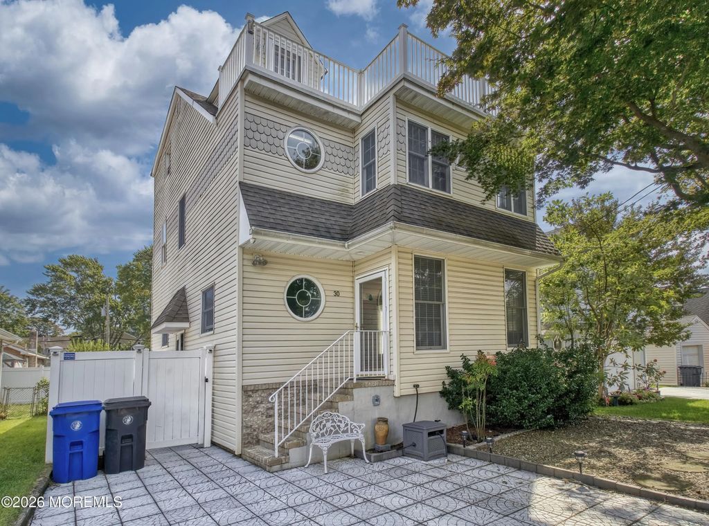 30 Gladney Avenue, Toms River