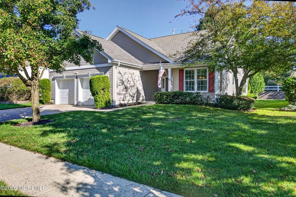 6 Doral Way, Neptune Township