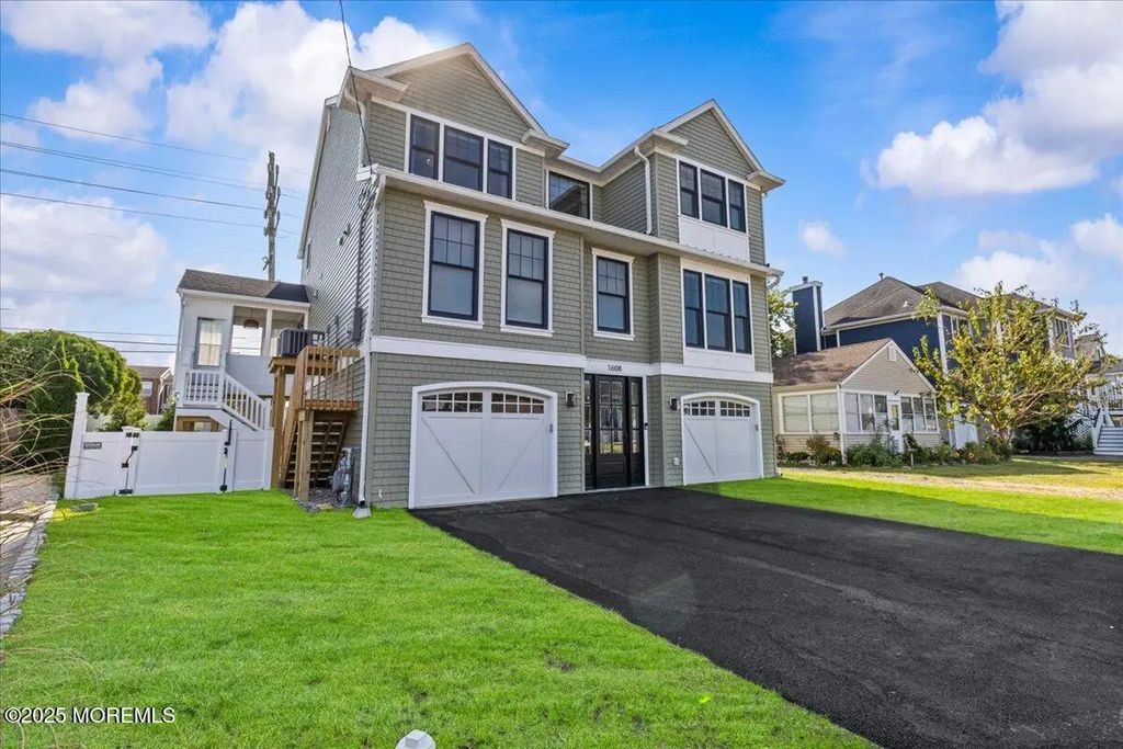 1608 East Street, Point Pleasant Beach