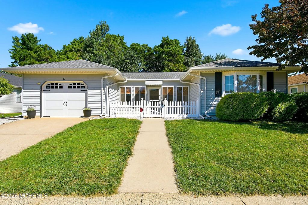 6 Pechanga Street, Toms River