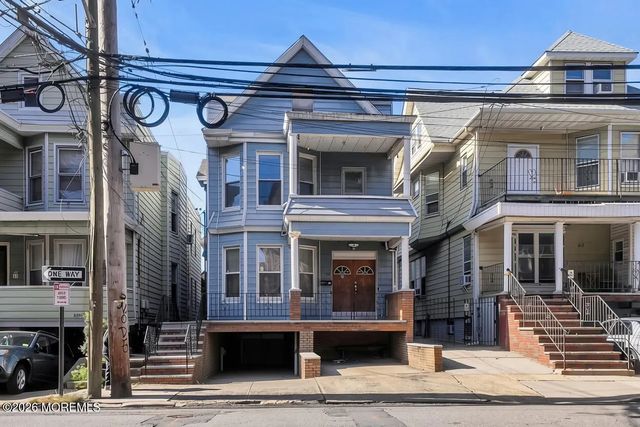 53 Van Reypen Street, Jersey City