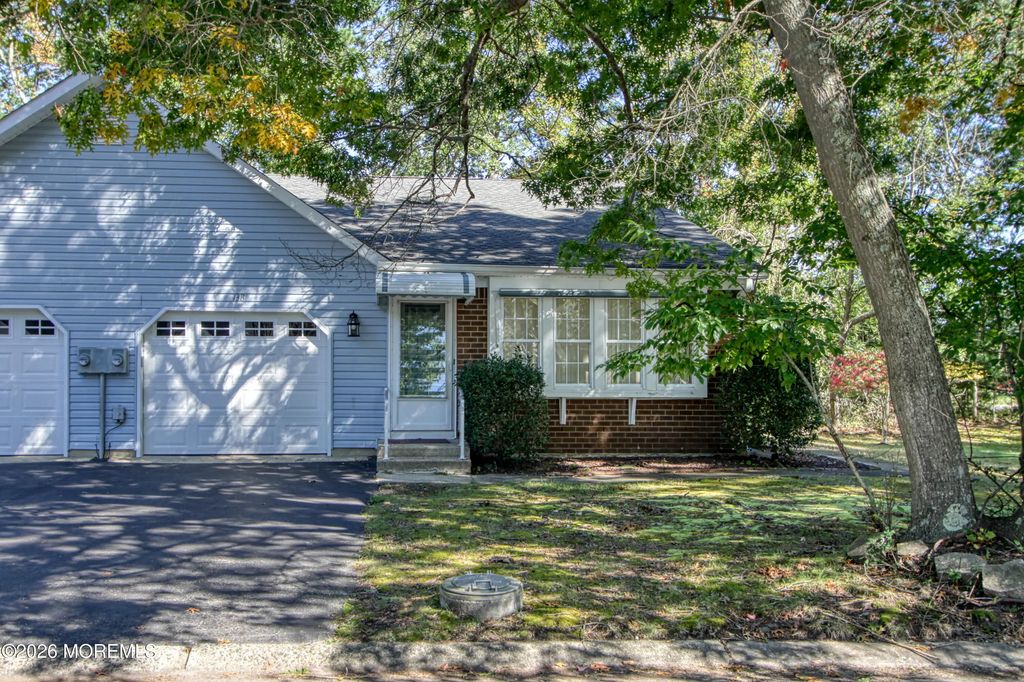 13 B Swift Circle, Whiting