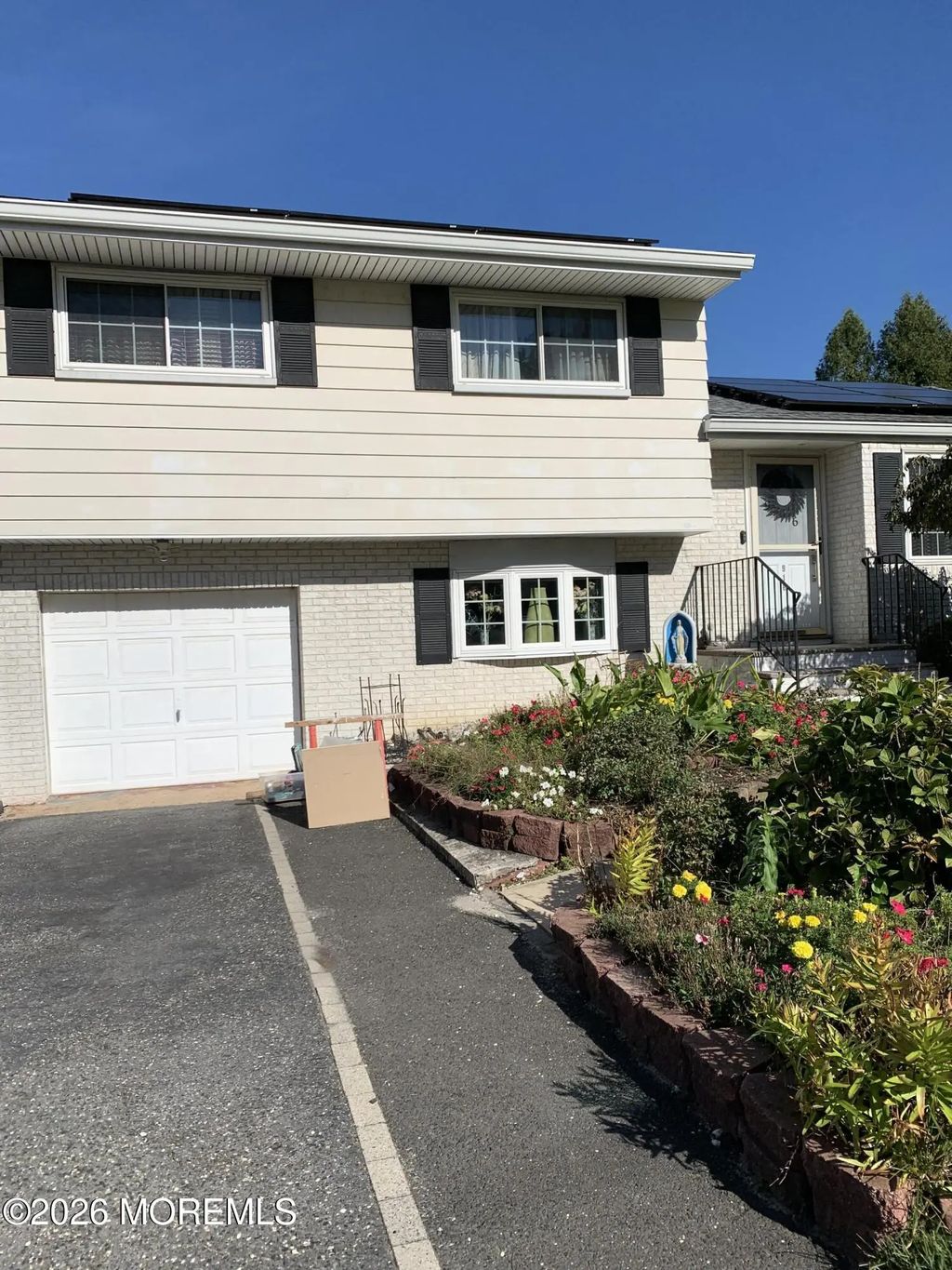 916 Green Grove Road, Neptune Township