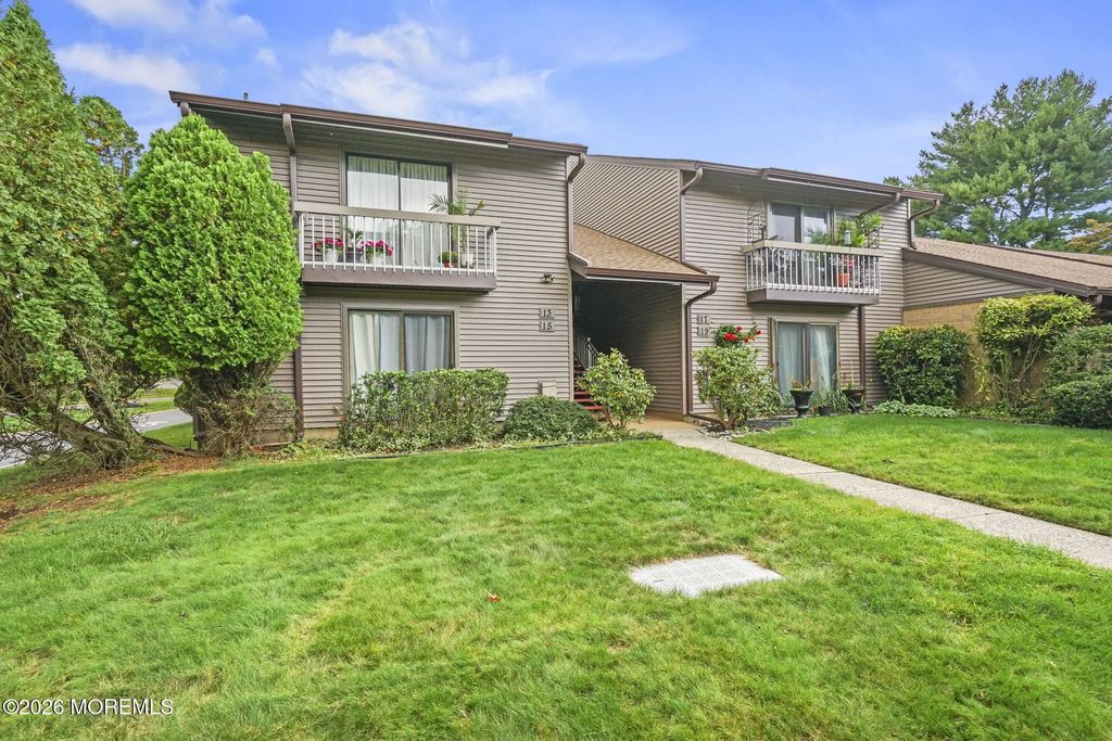 13 Claremont Court, Red Bank