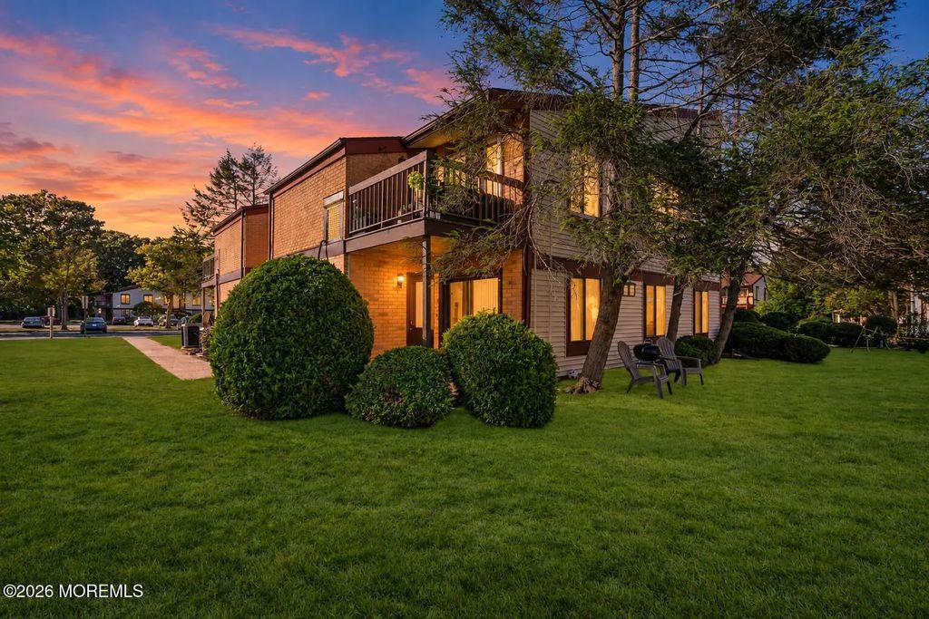 38 Northrup Drive, Brick