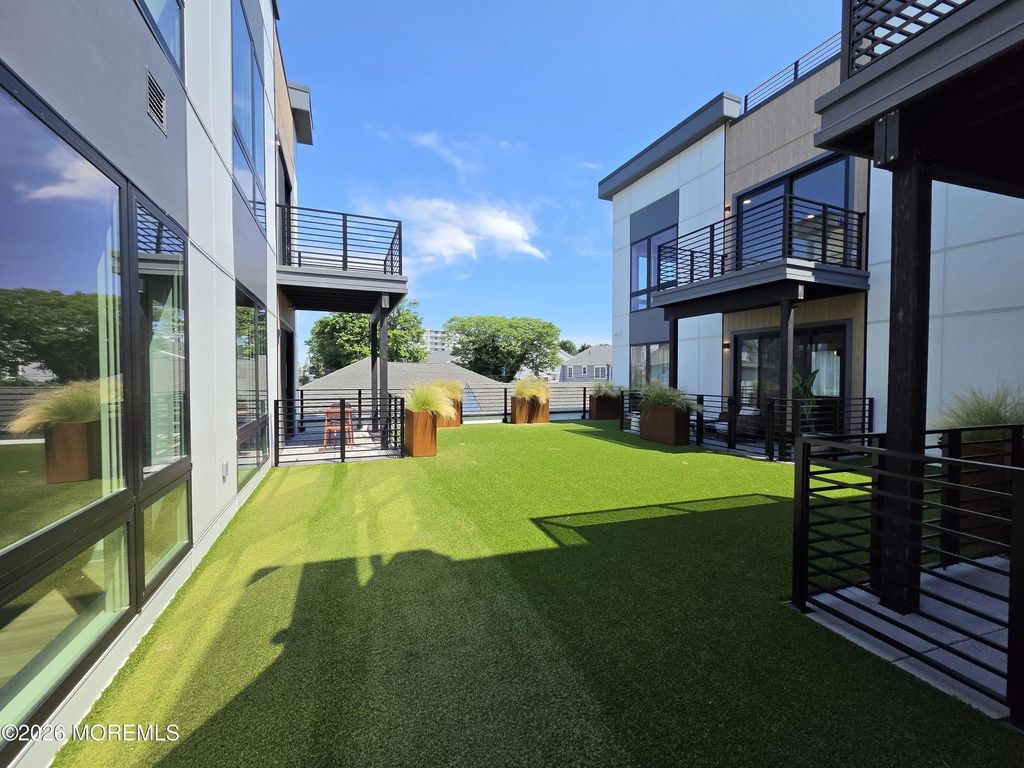 665 Second Avenue 201, Long Branch