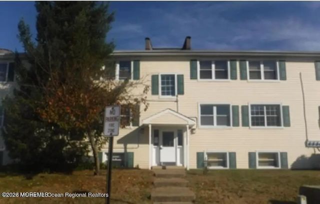 214 Sawmill Road B, Brick