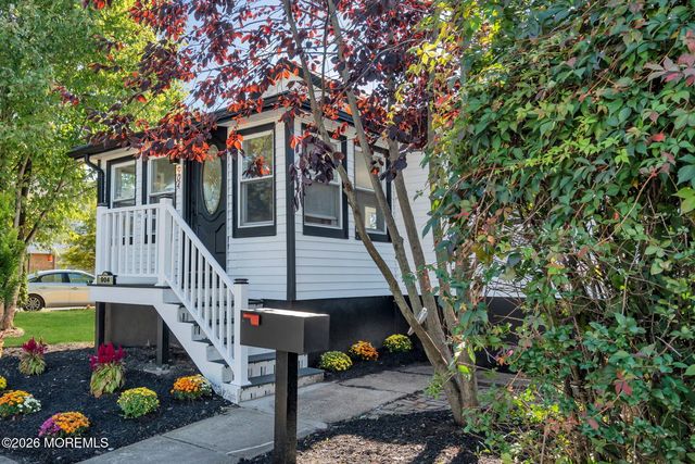 904 Central Avenue, Union Beach