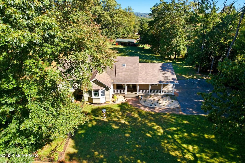 150 Bowne Road, Middletown