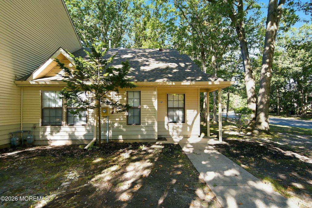 37 Azalea Circle, Jackson