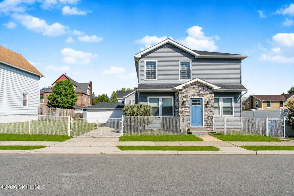 208 Catherine Street, South Amboy