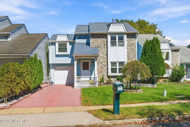 97 Winchester Drive, Hightstown