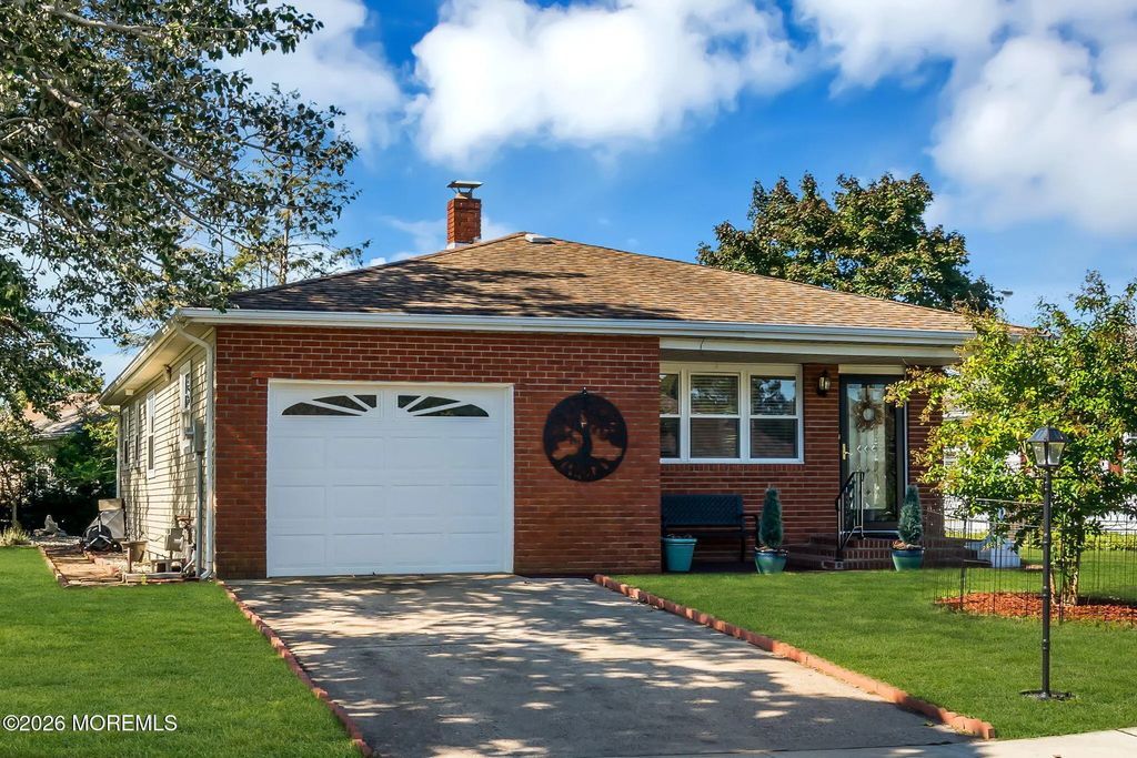 177 Harrington Drive N, Toms River