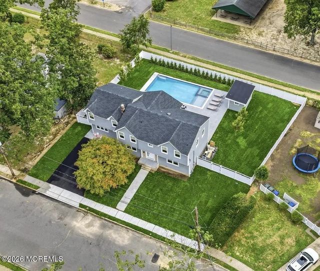 19 Roslyn Drive Summer, Oakhurst