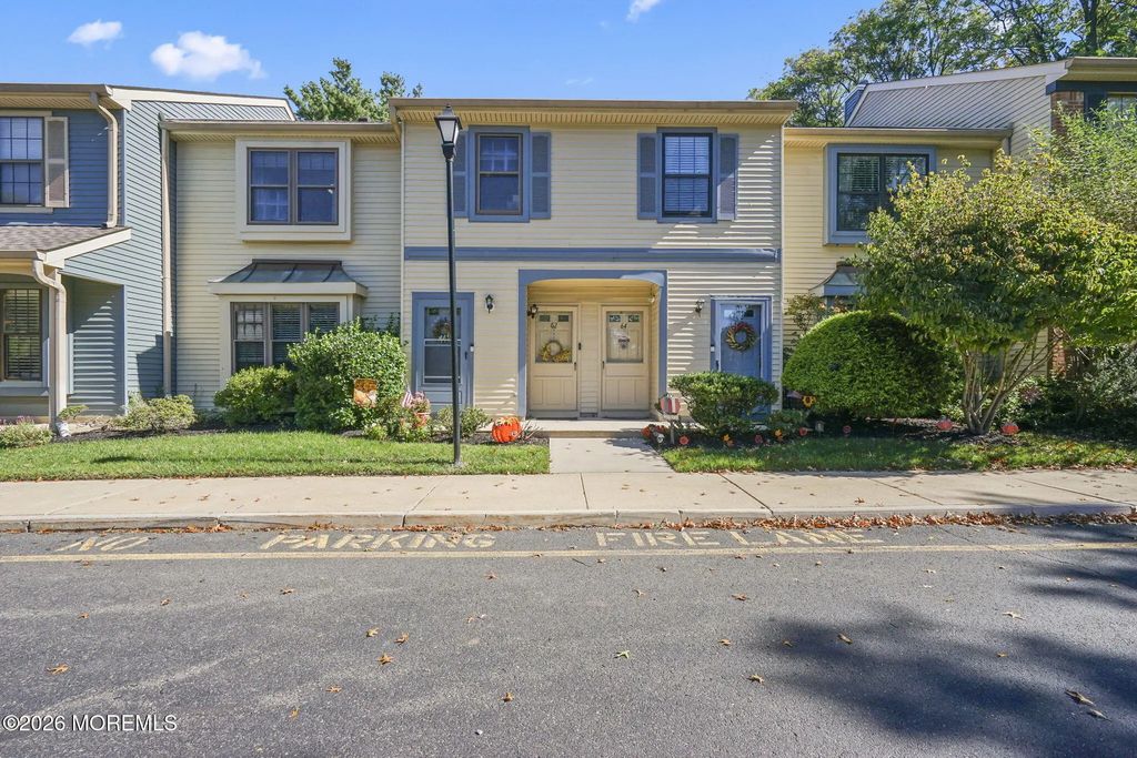 62 Inverness Court, Matawan