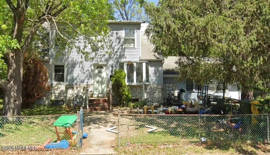23 Carey Street, Lakewood