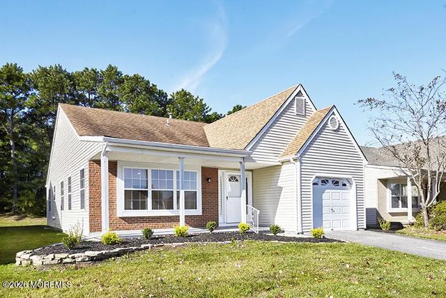 17 Trent Drive, Toms River