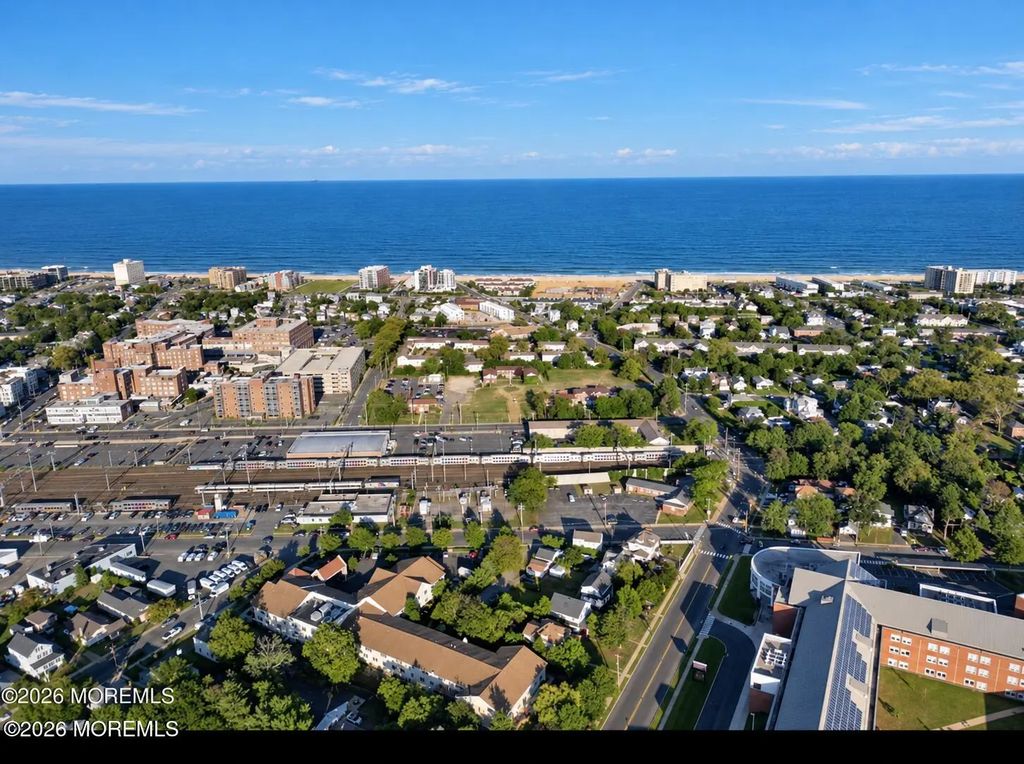 364 Westwood Avenue 16, Long Branch