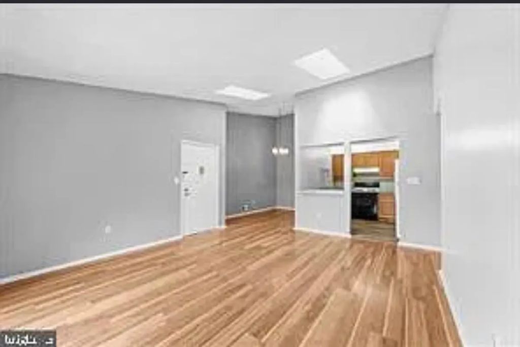 21 Kite Court, Lawrenceville