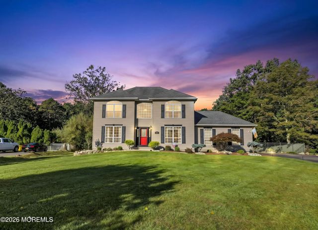 611 Winterberry Boulevard, Jackson