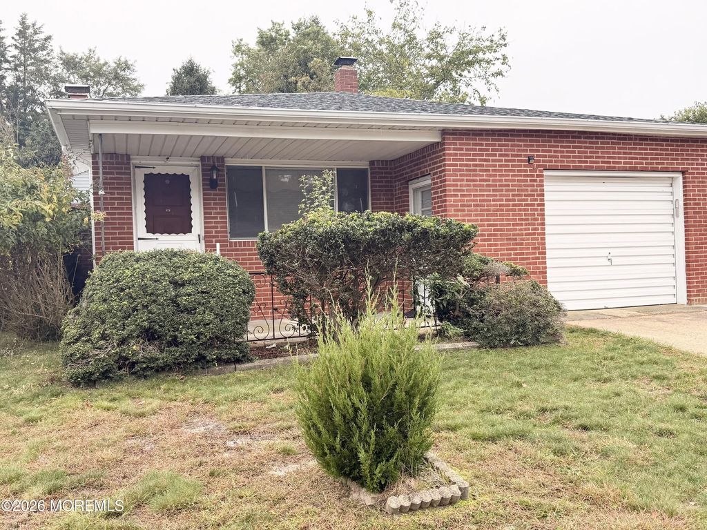29 Biabou Drive, Toms River