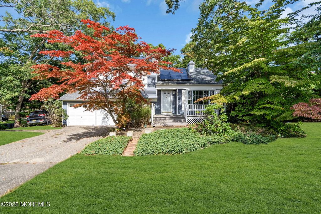 956 W Bay Avenue, Barnegat