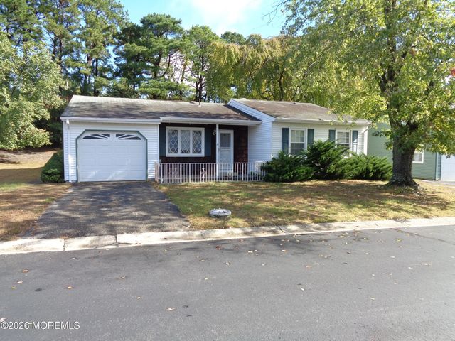 18 Caribou Drive, Whiting