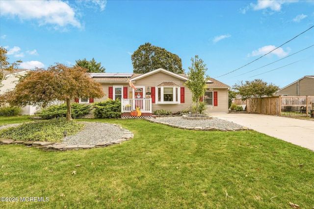 747 Clubhouse Drive, Forked River
