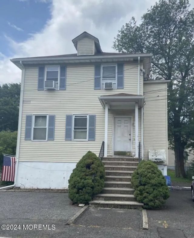 942 Edwin Street C, North Brunswick
