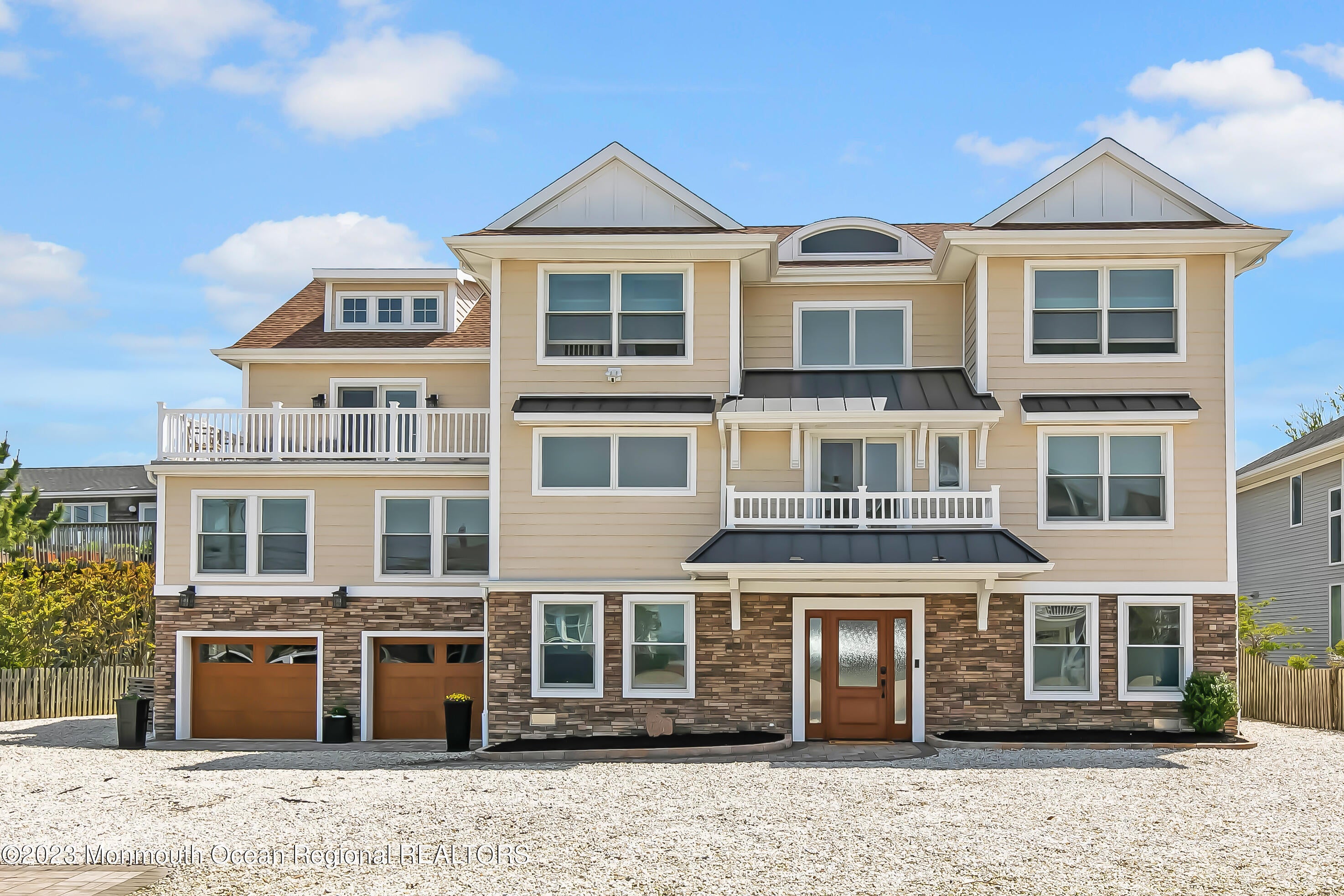 Pearl Realty - Featured Listing
