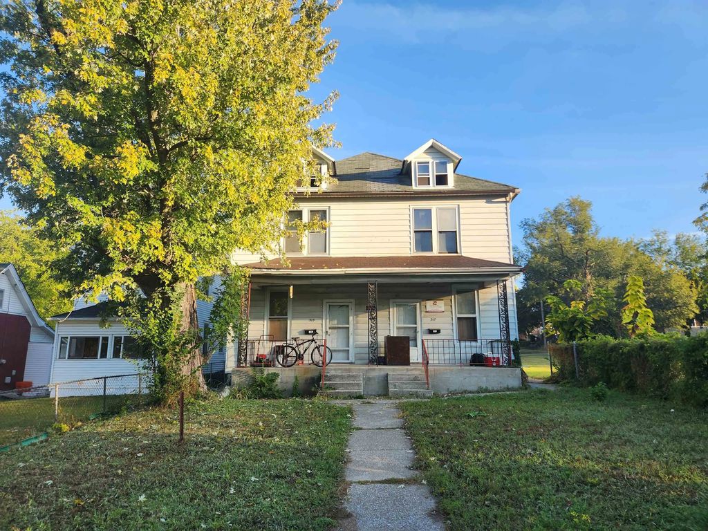 315-317 Lind Street, Quincy
