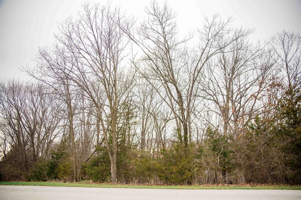 Se Cor Lot 15 Road, Quincy