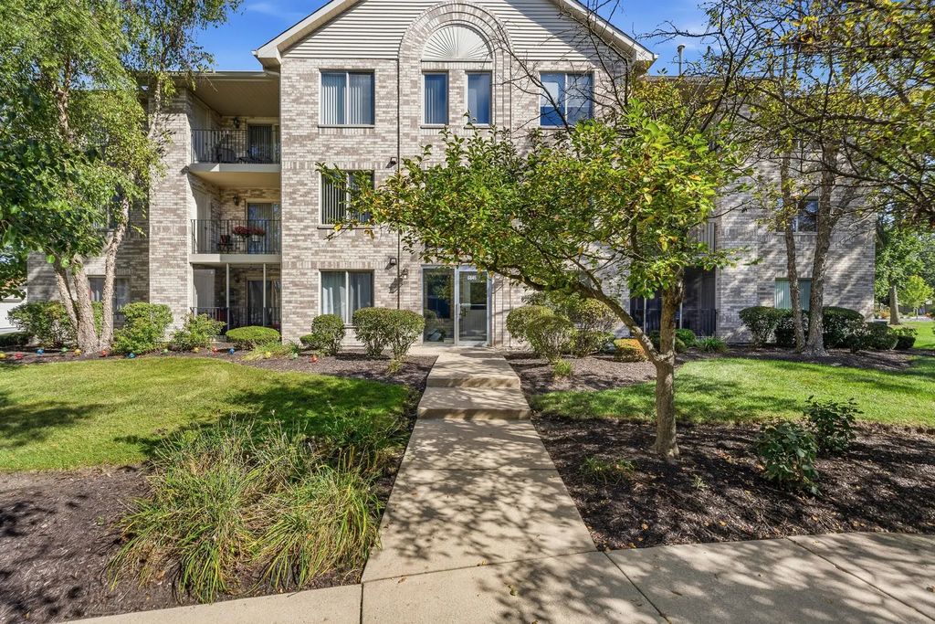 6845 Forestview Drive 2d, Oak Forest