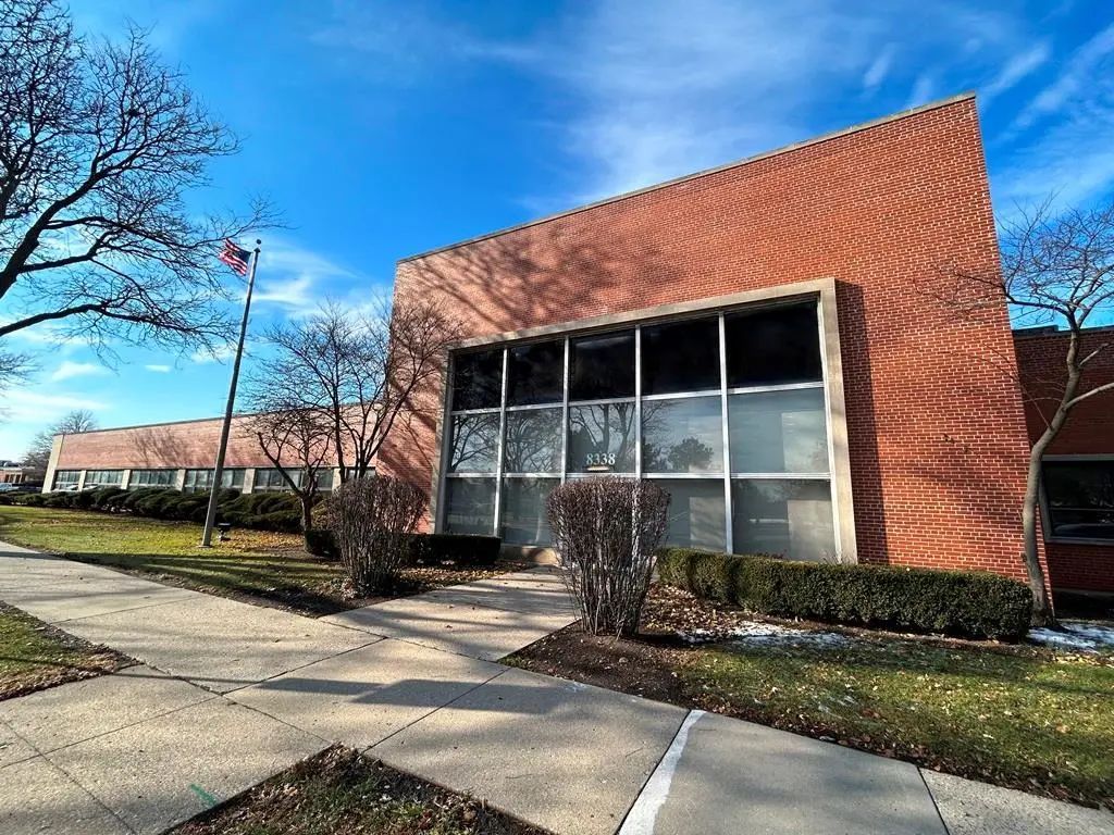 8338 Austin Avenue, Morton Grove