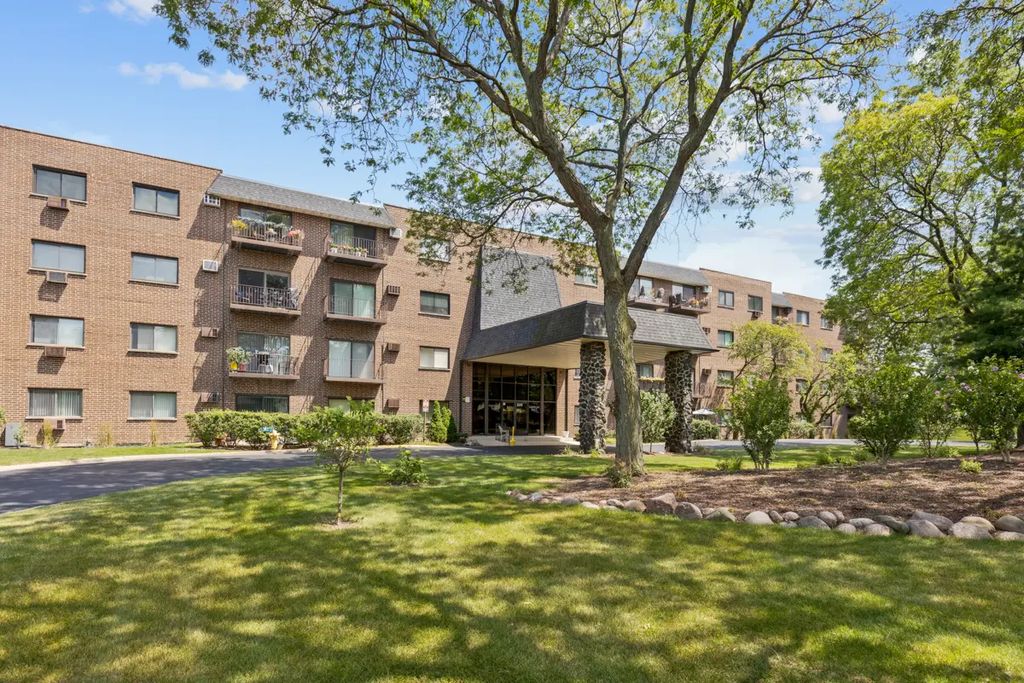 235 N Mill Road 115b, Addison