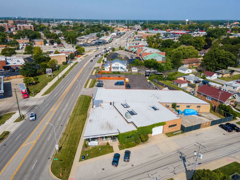 1628-30 Rand Road, Des Plaines