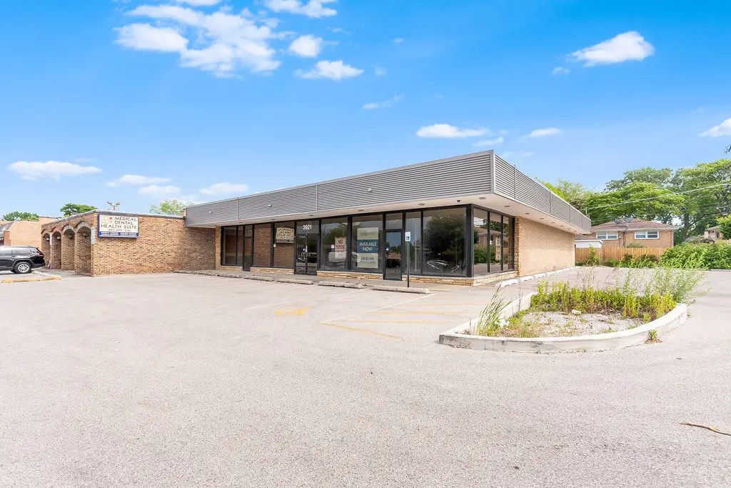 3921 W Touhy Avenue, Lincolnwood