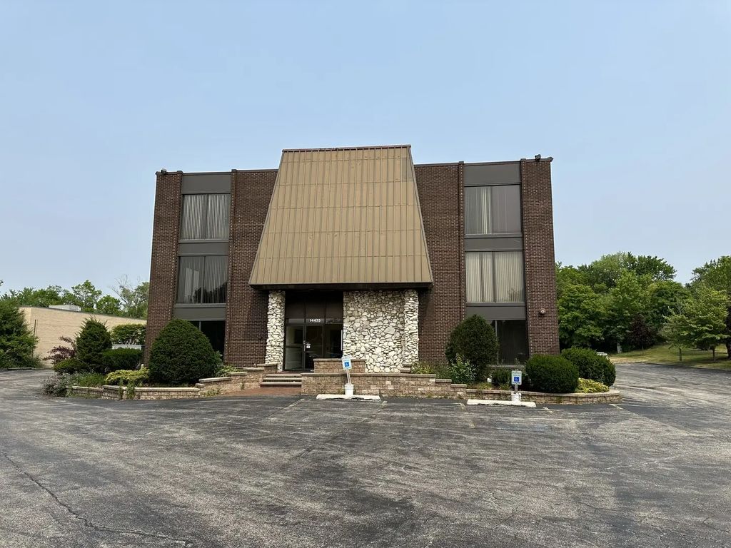 14475 John Humphrey Drive, Orland Park