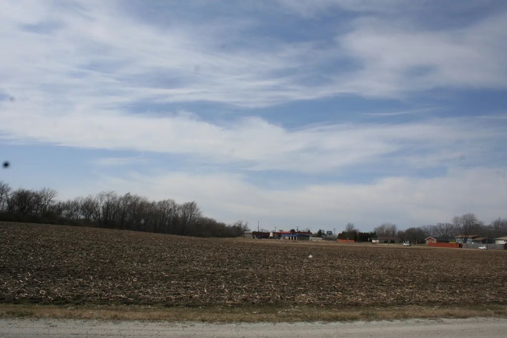 Wilmington Peotone Road, Peotone