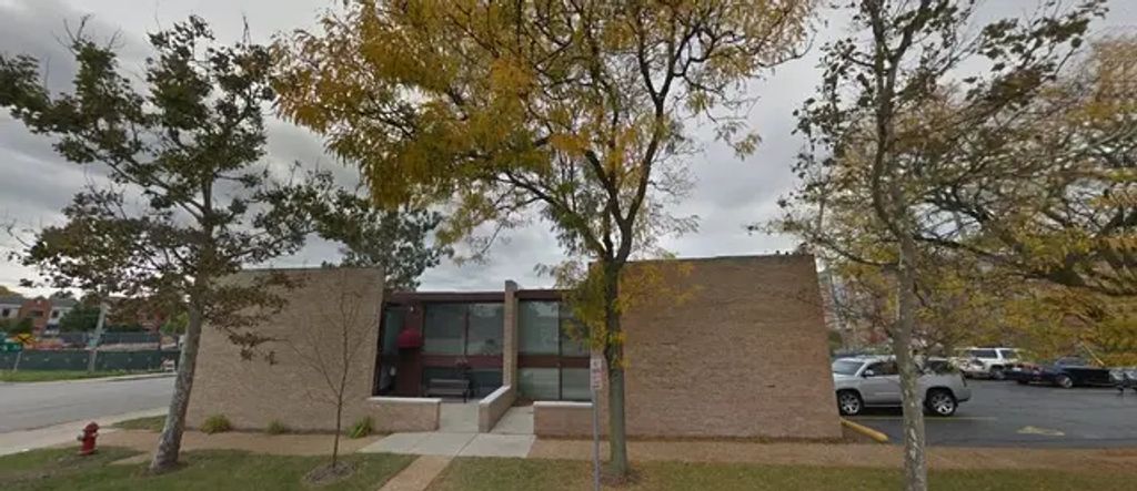 100 E Irving Park Road 109, Roselle